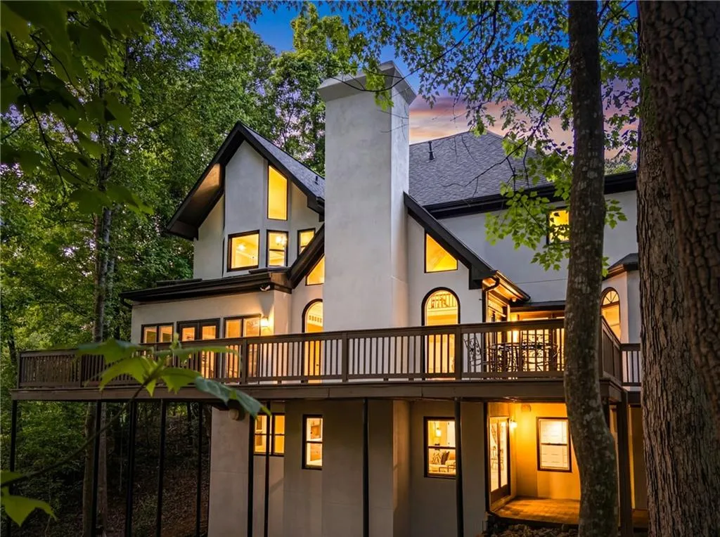 2960 Coles Way, Atlanta, Georgia 30350, 7 Bedrooms Bedrooms, ,5 BathroomsBathrooms,Residential,For Sale,2960 Coles Way,7760364