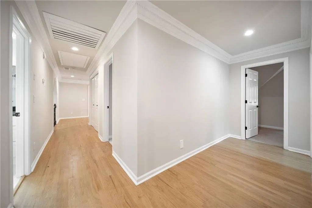 2960 Coles Way, Atlanta, Georgia 30350, 7 Bedrooms Bedrooms, ,5 BathroomsBathrooms,Residential,For Sale,2960 Coles Way,7760364