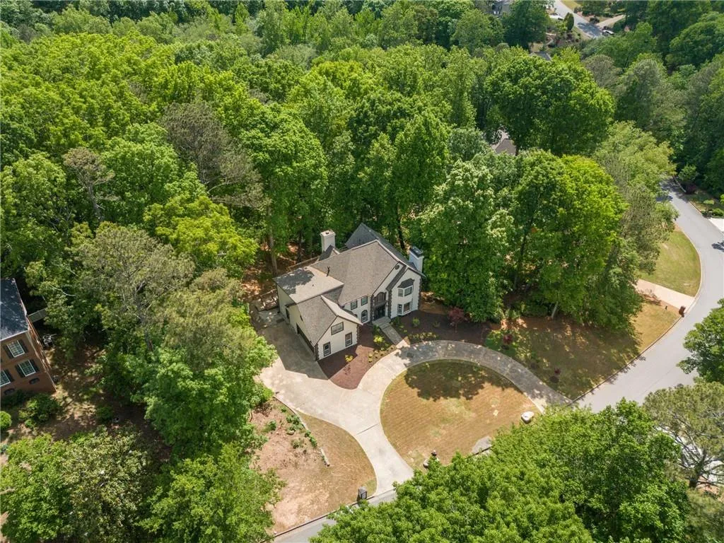 2960 Coles Way, Atlanta, Georgia 30350, 7 Bedrooms Bedrooms, ,5 BathroomsBathrooms,Residential,For Sale,2960 Coles Way,7760364