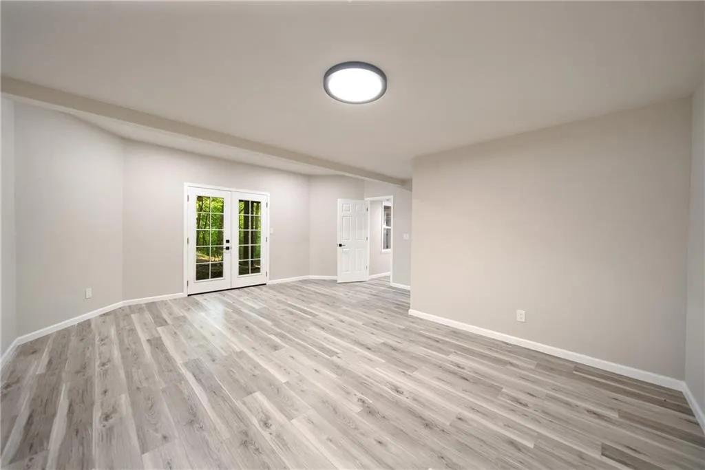 2960 Coles Way, Atlanta, Georgia 30350, 7 Bedrooms Bedrooms, ,5 BathroomsBathrooms,Residential,For Sale,2960 Coles Way,7760364