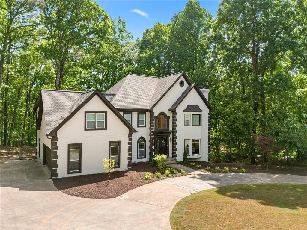 2960 Coles Way, Atlanta, Georgia 30350, 7 Bedrooms Bedrooms, ,5 BathroomsBathrooms,Residential,For Sale,2960 Coles Way,7760364