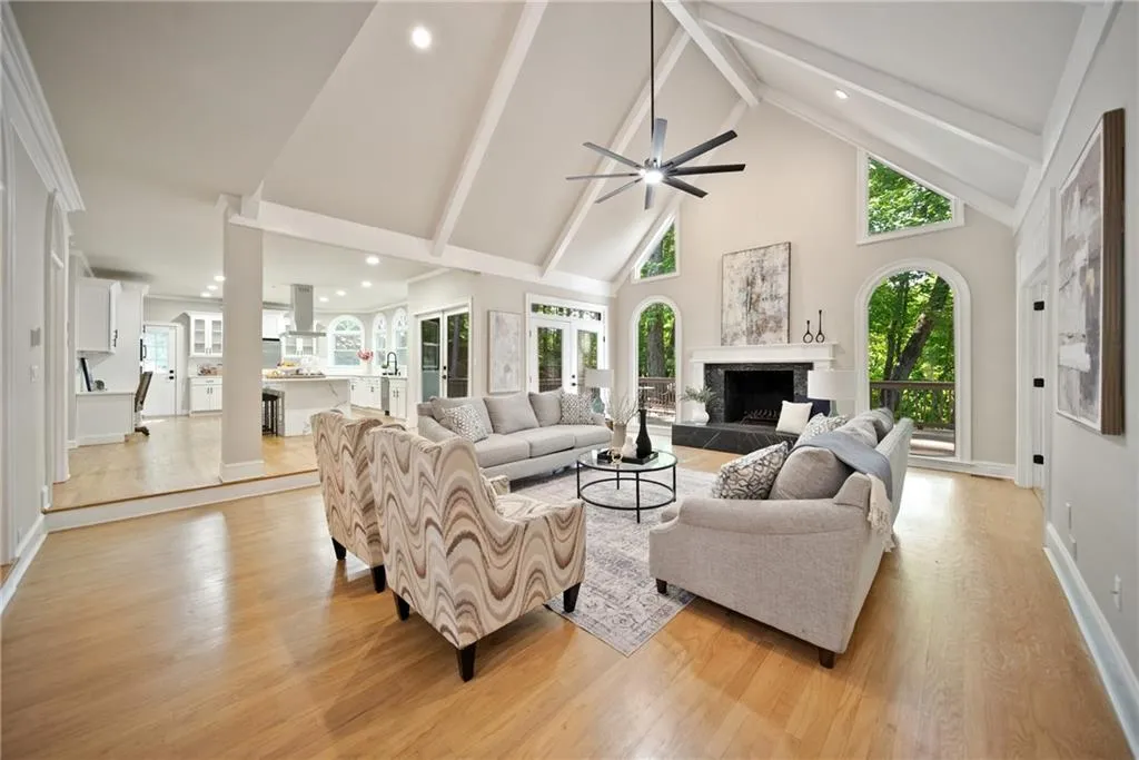 2960 Coles Way, Atlanta, Georgia 30350, 7 Bedrooms Bedrooms, ,5 BathroomsBathrooms,Residential,For Sale,2960 Coles Way,7760364