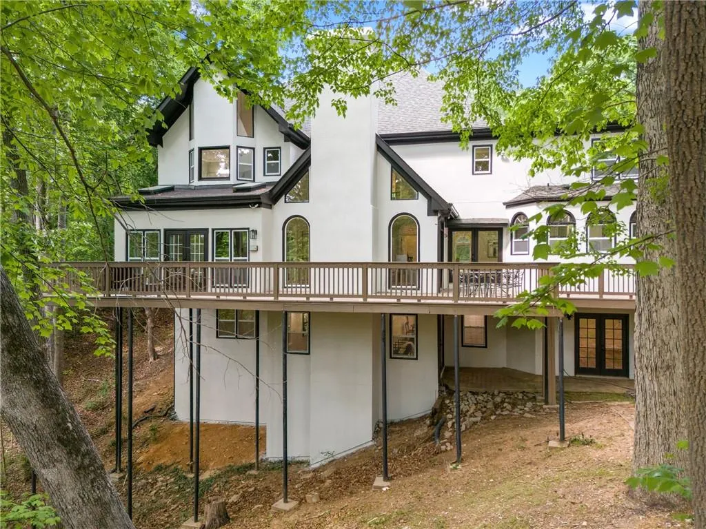 2960 Coles Way, Atlanta, Georgia 30350, 7 Bedrooms Bedrooms, ,5 BathroomsBathrooms,Residential,For Sale,2960 Coles Way,7760364