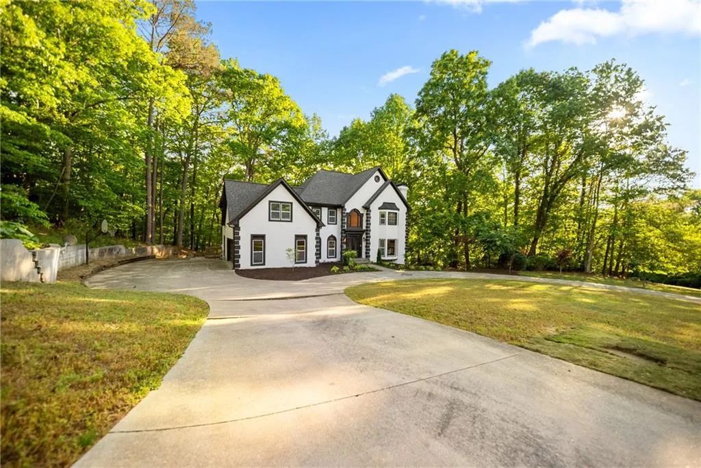 2960 Coles Way, Atlanta, Georgia 30350, 7 Bedrooms Bedrooms, ,5 BathroomsBathrooms,Residential,For Sale,2960 Coles Way,7760364