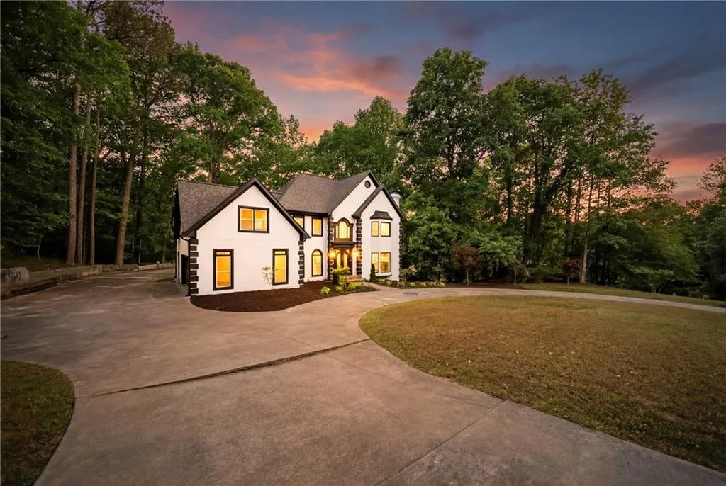 2960 Coles Way, Atlanta, Georgia 30350, 7 Bedrooms Bedrooms, ,5 BathroomsBathrooms,Residential,For Sale,2960 Coles Way,7760364