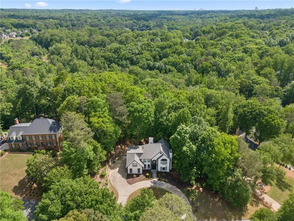 2960 Coles Way, Atlanta, Georgia 30350, 7 Bedrooms Bedrooms, ,5 BathroomsBathrooms,Residential,For Sale,2960 Coles Way,7760364