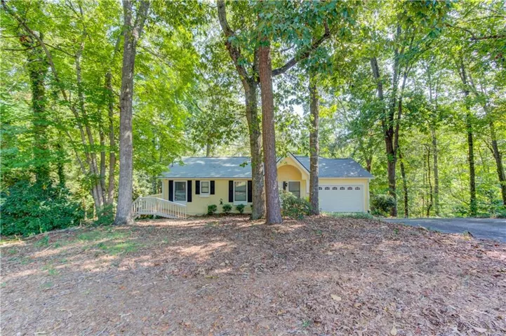 3629 Lakeview Drive, Gainesville, Georgia 30501