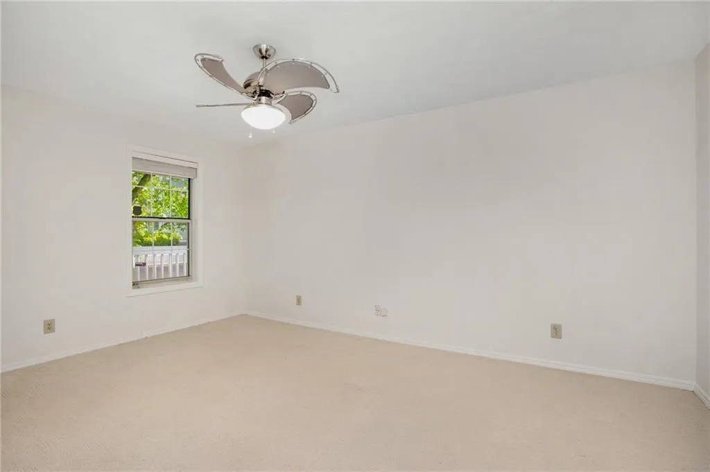 1005 Gettysburg Place Unit 1005, Sandy Springs, Georgia 30350, 2 Bedrooms Bedrooms, ,2 BathroomsBathrooms,Residential,Sold,1005 Gettysburg Place Unit 1005,7042697