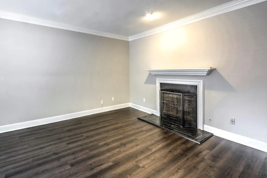 7500 Roswell Road Unit 116, Sandy Springs, Georgia 30350, 2 Bedrooms Bedrooms, ,2 BathroomsBathrooms,Residential,Sold,7500 Roswell Road Unit 116,5913111