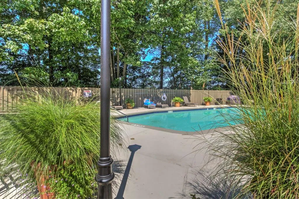 7500 Roswell Road Unit 116, Sandy Springs, Georgia 30350, 2 Bedrooms Bedrooms, ,2 BathroomsBathrooms,Residential,Sold,7500 Roswell Road Unit 116,5913111
