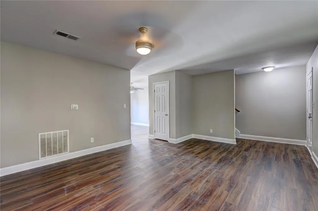 310 Winding River Drive Unit F, Sandy Springs, Georgia 30350, 2 Bedrooms Bedrooms, ,2 BathroomsBathrooms,Residential,Sold,310 Winding River Drive Unit F,7028623