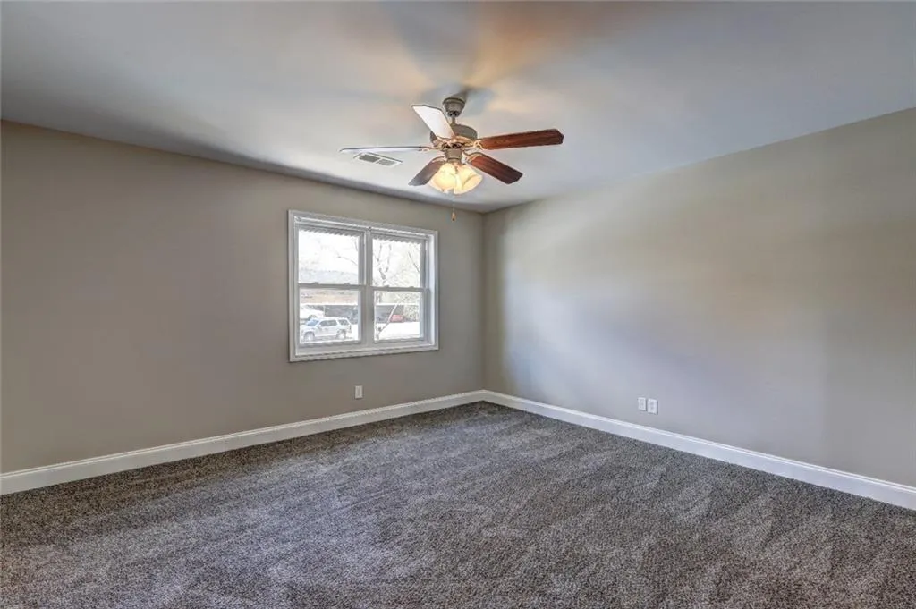 310 Winding River Drive Unit F, Sandy Springs, Georgia 30350, 2 Bedrooms Bedrooms, ,2 BathroomsBathrooms,Residential,Sold,310 Winding River Drive Unit F,7028623
