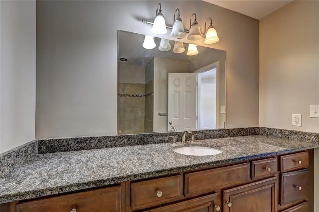 310 Winding River Drive Unit F, Sandy Springs, Georgia 30350, 2 Bedrooms Bedrooms, ,2 BathroomsBathrooms,Residential,Sold,310 Winding River Drive Unit F,7028623