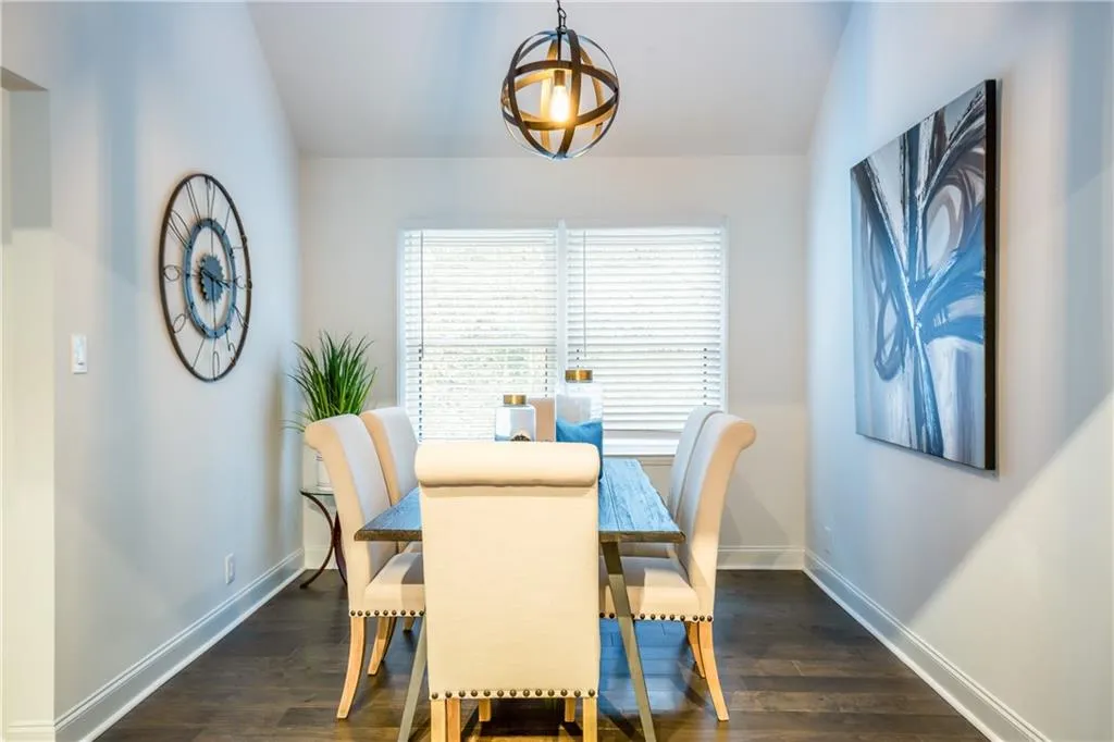 7107 Riverside Drive, Sandy Springs, Georgia 30328, 4 Bedrooms Bedrooms, ,2 BathroomsBathrooms,Residential,Sold,7107 Riverside Drive,6728276