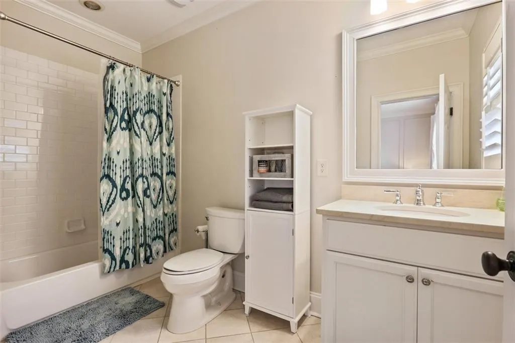 5395 High Point Manor, Atlanta, Georgia 30342, 4 Bedrooms Bedrooms, ,4 BathroomsBathrooms,Residential,Sold,5395 High Point Manor,6068133