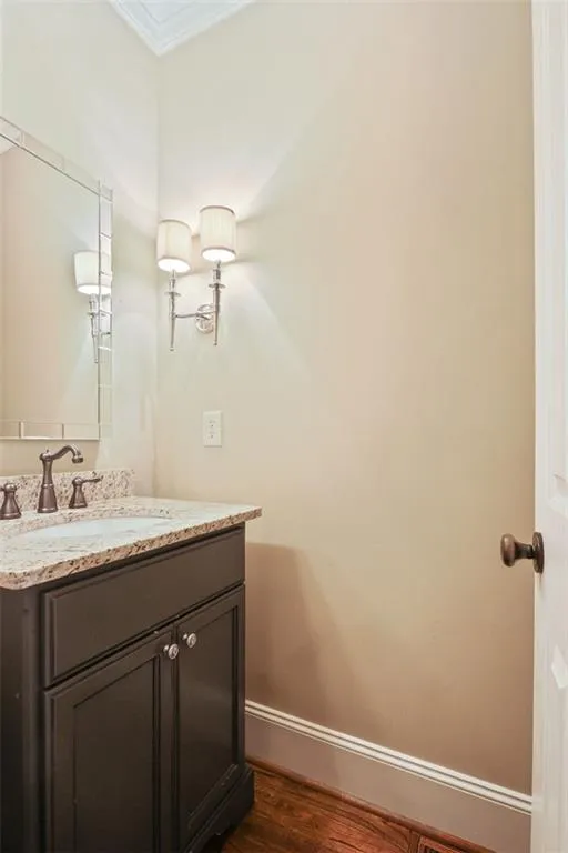 5395 High Point Manor, Atlanta, Georgia 30342, 4 Bedrooms Bedrooms, ,4 BathroomsBathrooms,Residential,Sold,5395 High Point Manor,6068133