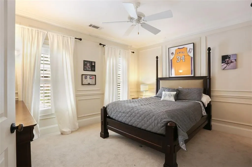 5395 High Point Manor, Atlanta, Georgia 30342, 4 Bedrooms Bedrooms, ,4 BathroomsBathrooms,Residential,Sold,5395 High Point Manor,6068133