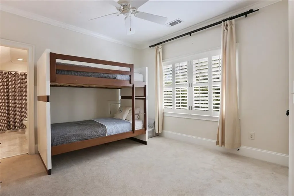 5395 High Point Manor, Atlanta, Georgia 30342, 4 Bedrooms Bedrooms, ,4 BathroomsBathrooms,Residential,Sold,5395 High Point Manor,6068133