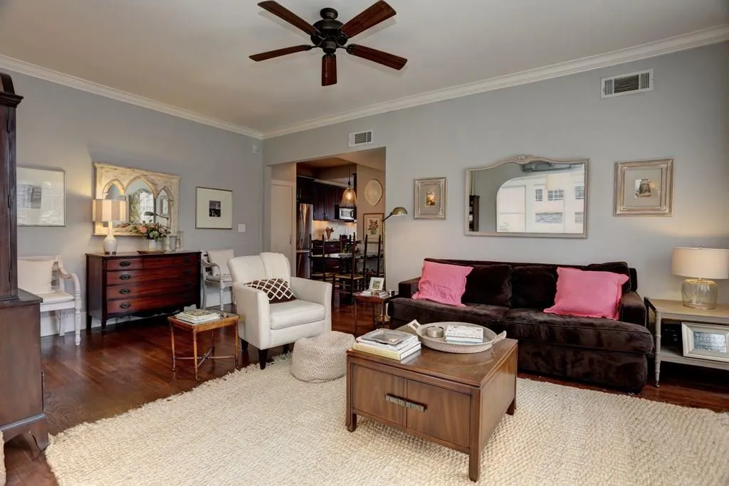 22 Collier Road Nw Unit 9, Atlanta, Georgia 30309, 1 Bedroom Bedrooms, ,1 BathroomBathrooms,Residential,Sold,22 Collier Road Nw Unit 9,5686600