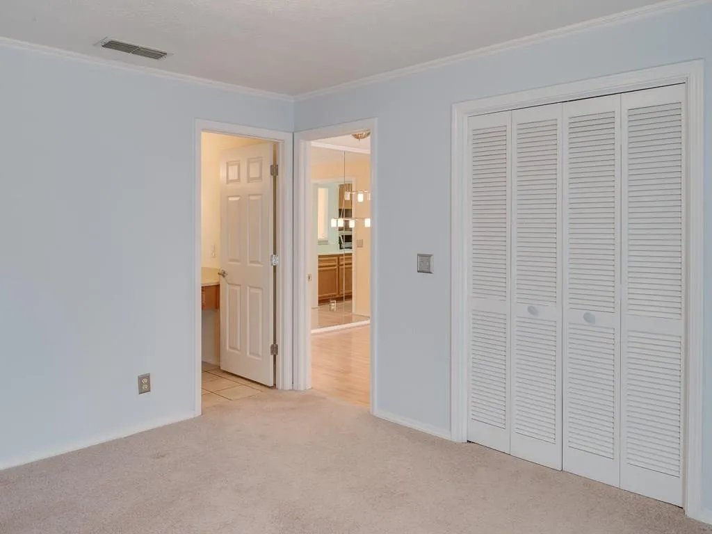 1209 Gettysburg Place, Sandy Springs, Georgia 30350, 2 Bedrooms Bedrooms, ,2 BathroomsBathrooms,Residential,Sold,1209 Gettysburg Place,6017358