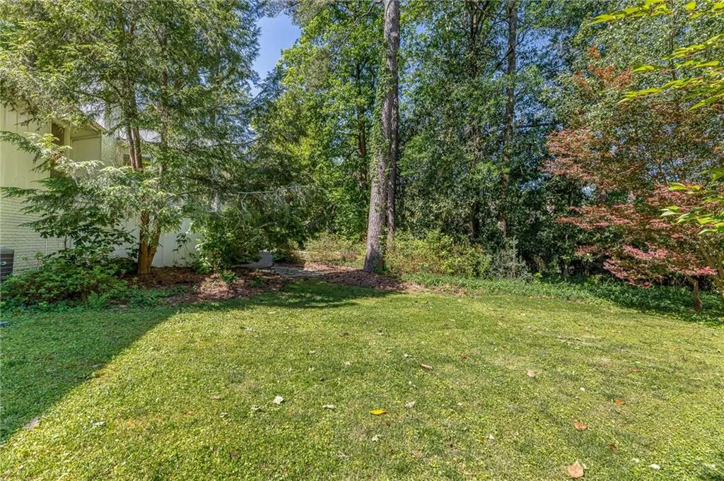 6640 Castleton Drive, Sandy Springs, Georgia 30328, 4 Bedrooms Bedrooms, ,3 BathroomsBathrooms,Residential,Sold,6640 Castleton Drive,7212846