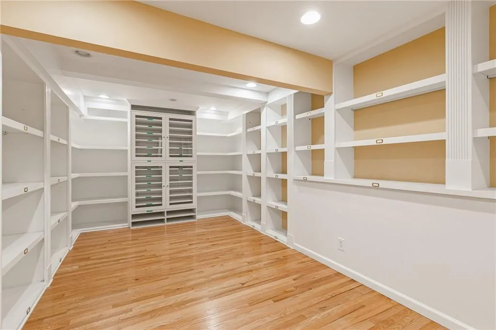 6640 Castleton Drive, Sandy Springs, Georgia 30328, 4 Bedrooms Bedrooms, ,3 BathroomsBathrooms,Residential,Sold,6640 Castleton Drive,7212846