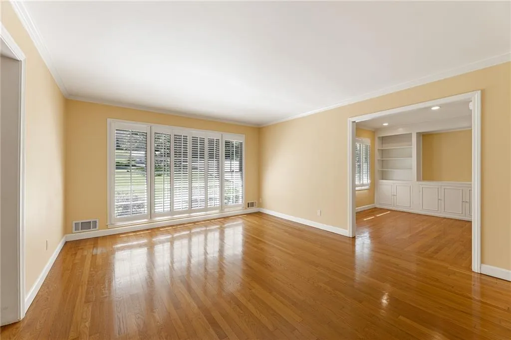 6640 Castleton Drive, Sandy Springs, Georgia 30328, 4 Bedrooms Bedrooms, ,3 BathroomsBathrooms,Residential,Sold,6640 Castleton Drive,7212846