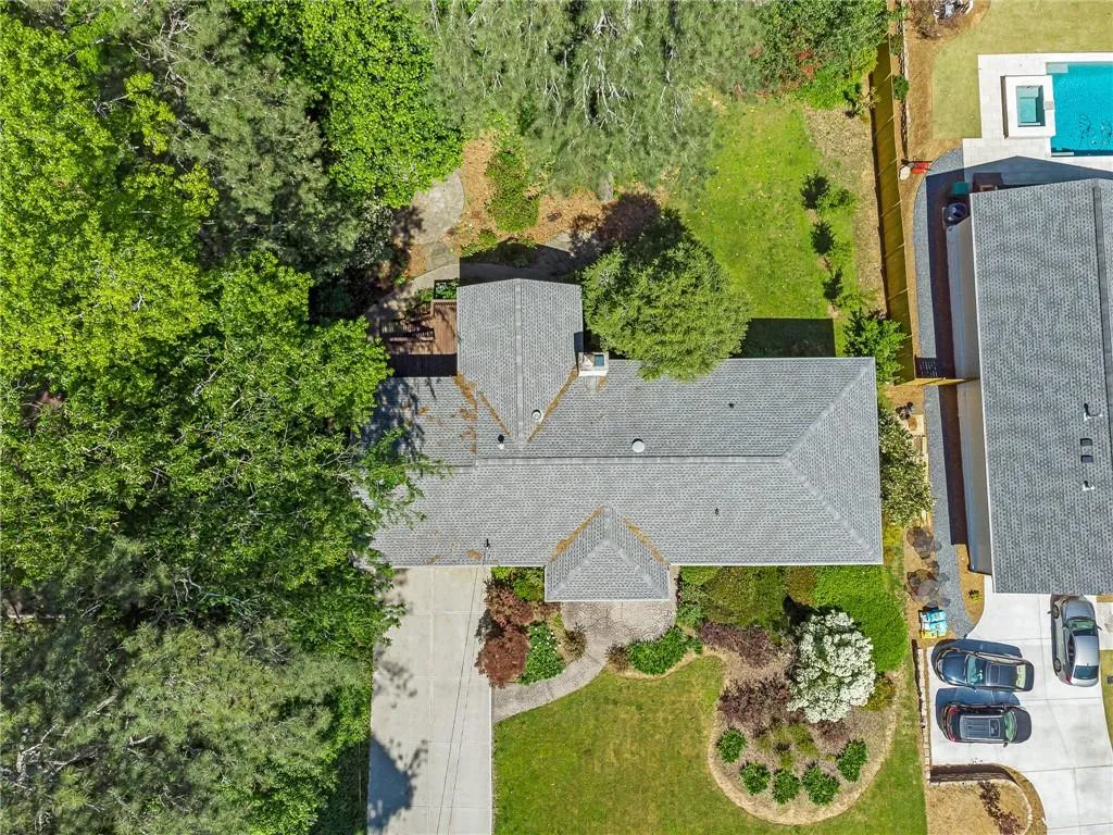 6640 Castleton Drive, Sandy Springs, Georgia 30328, 4 Bedrooms Bedrooms, ,3 BathroomsBathrooms,Residential,Sold,6640 Castleton Drive,7212846