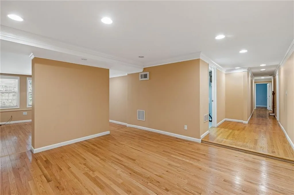 6640 Castleton Drive, Sandy Springs, Georgia 30328, 4 Bedrooms Bedrooms, ,3 BathroomsBathrooms,Residential,Sold,6640 Castleton Drive,7212846