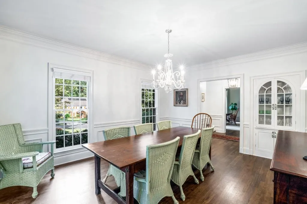 8085 Habersham Waters Road, Sandy Springs, Georgia 30350, 5 Bedrooms Bedrooms, ,4 BathroomsBathrooms,Residential,For Sale,8085 Habersham Waters Road,7652459