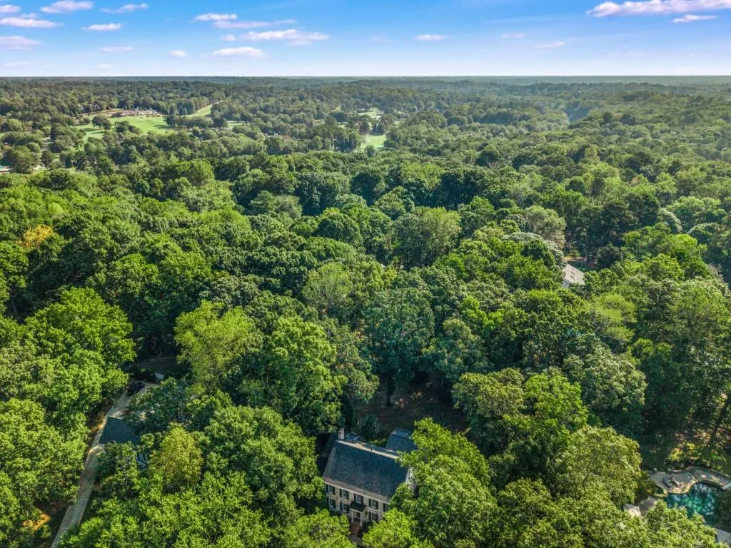 8085 Habersham Waters Road, Sandy Springs, Georgia 30350, 5 Bedrooms Bedrooms, ,4 BathroomsBathrooms,Residential,For Sale,8085 Habersham Waters Road,7652459