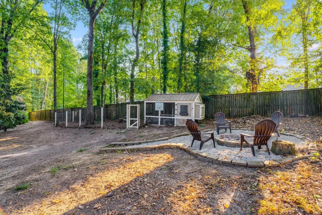 8085 Habersham Waters Road, Sandy Springs, Georgia 30350, 5 Bedrooms Bedrooms, ,4 BathroomsBathrooms,Residential,For Sale,8085 Habersham Waters Road,7652459