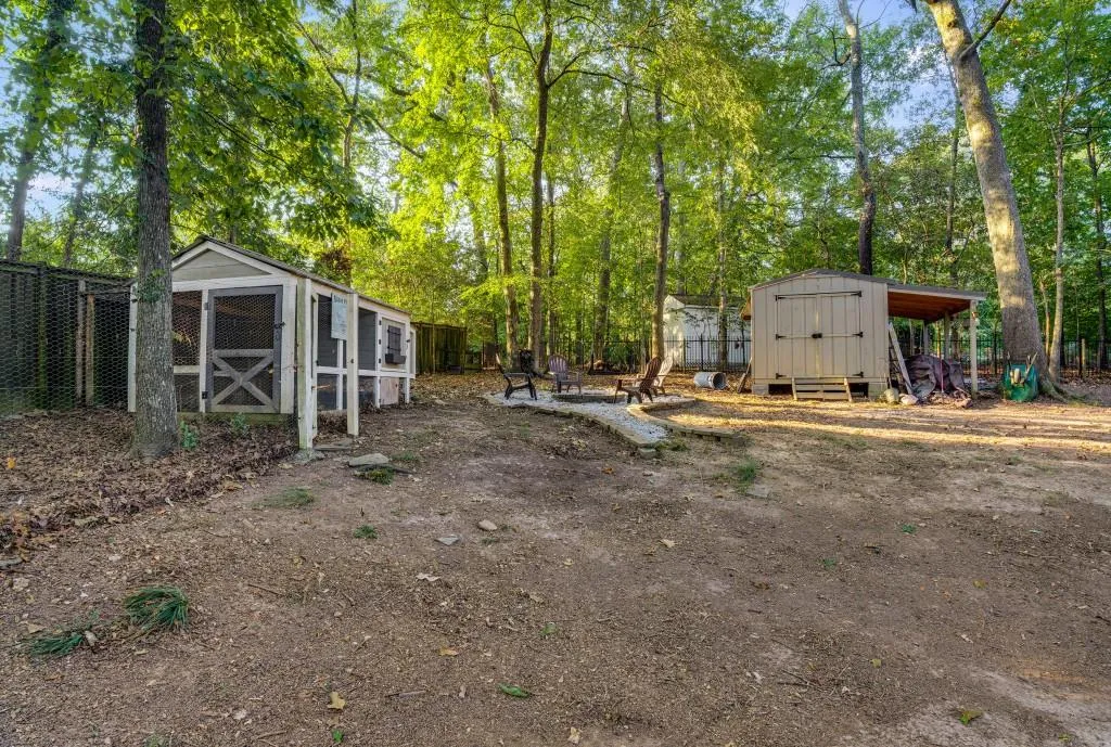 8085 Habersham Waters Road, Sandy Springs, Georgia 30350, 5 Bedrooms Bedrooms, ,4 BathroomsBathrooms,Residential,For Sale,8085 Habersham Waters Road,7652459