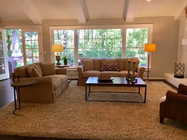 2690 Spalding Drive, Sandy Springs, Georgia 30350, 5 Bedrooms Bedrooms, ,4 BathroomsBathrooms,Residential,Sold,2690 Spalding Drive,5922257