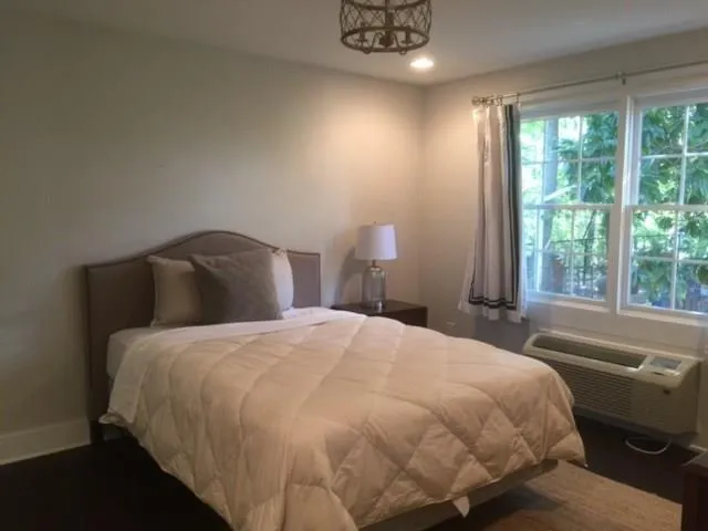 2690 Spalding Drive, Sandy Springs, Georgia 30350, 5 Bedrooms Bedrooms, ,4 BathroomsBathrooms,Residential,Sold,2690 Spalding Drive,5922257
