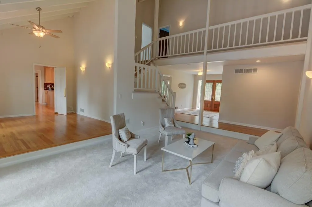 7490 Princeton Trace, Sandy Springs, Georgia 30328, 6 Bedrooms Bedrooms, ,3 BathroomsBathrooms,Residential,Sold,7490 Princeton Trace,6740015