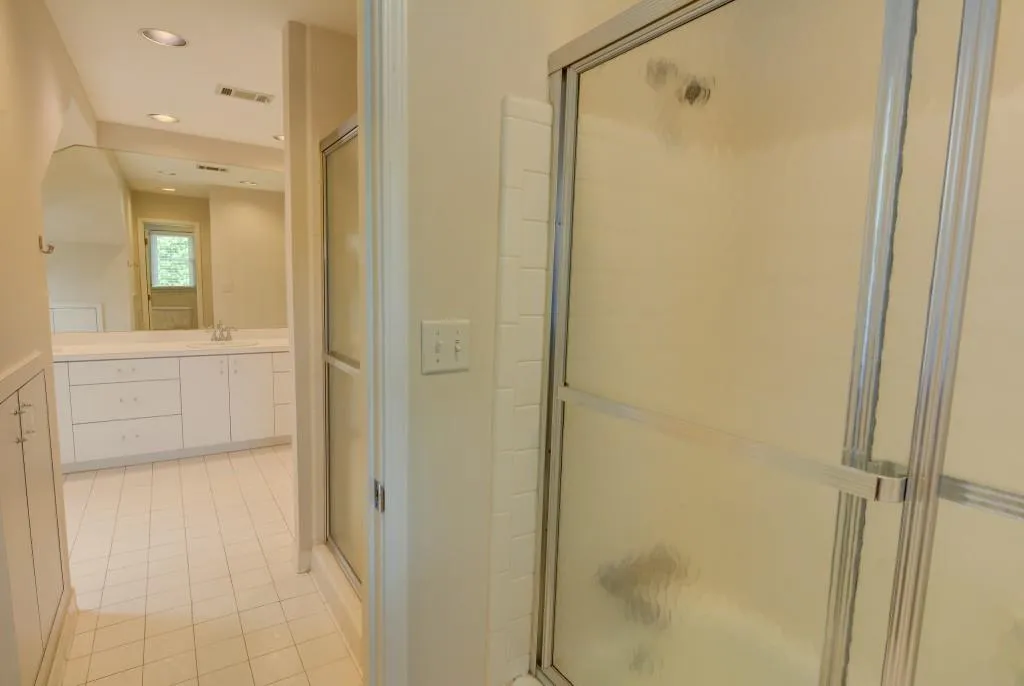 7490 Princeton Trace, Sandy Springs, Georgia 30328, 6 Bedrooms Bedrooms, ,3 BathroomsBathrooms,Residential,Sold,7490 Princeton Trace,6740015