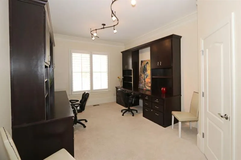 820 Stratford Court, Sandy Springs, Georgia 30350, 6 Bedrooms Bedrooms, ,6 BathroomsBathrooms,Residential,Sold,820 Stratford Court,5994507