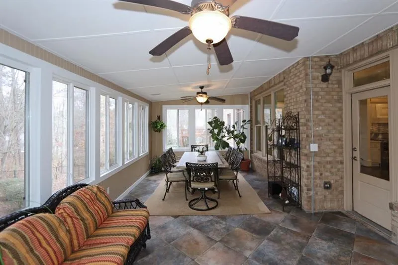 820 Stratford Court, Sandy Springs, Georgia 30350, 6 Bedrooms Bedrooms, ,6 BathroomsBathrooms,Residential,Sold,820 Stratford Court,5994507