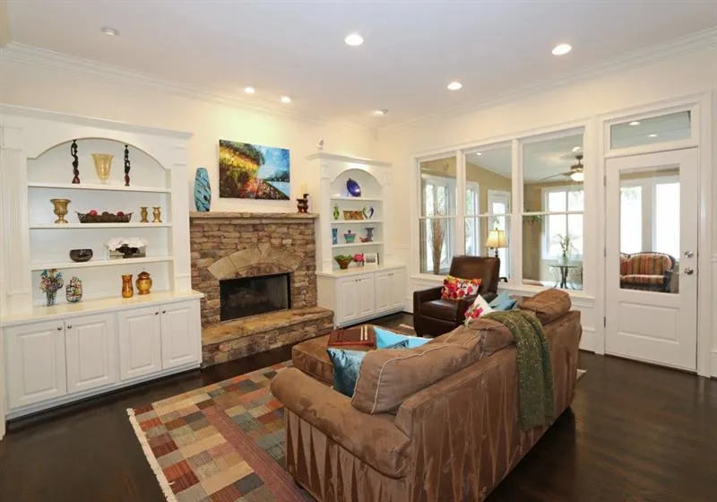 820 Stratford Court, Sandy Springs, Georgia 30350, 6 Bedrooms Bedrooms, ,6 BathroomsBathrooms,Residential,Sold,820 Stratford Court,5994507