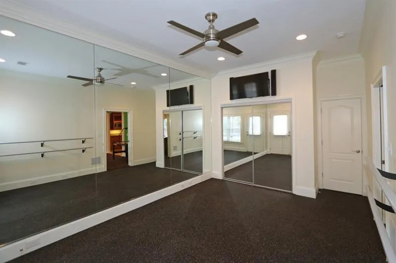 820 Stratford Court, Sandy Springs, Georgia 30350, 6 Bedrooms Bedrooms, ,6 BathroomsBathrooms,Residential,Sold,820 Stratford Court,5994507