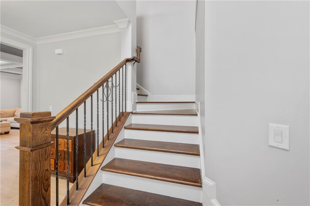 7785 HIGHLAND Bluff, Sandy Springs, Georgia 30328, 4 Bedrooms Bedrooms, ,3 BathroomsBathrooms,Residential,Sold,7785 HIGHLAND Bluff,7307251