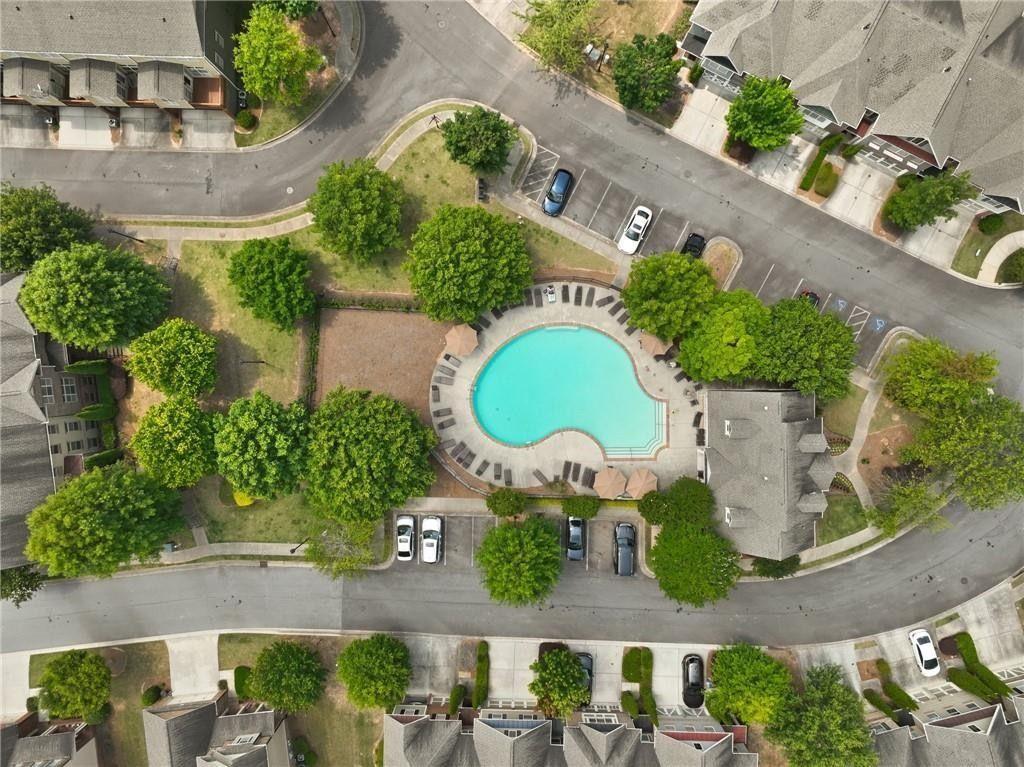 7785 HIGHLAND Bluff, Sandy Springs, Georgia 30328, 4 Bedrooms Bedrooms, ,3 BathroomsBathrooms,Residential,Sold,7785 HIGHLAND Bluff,7307251