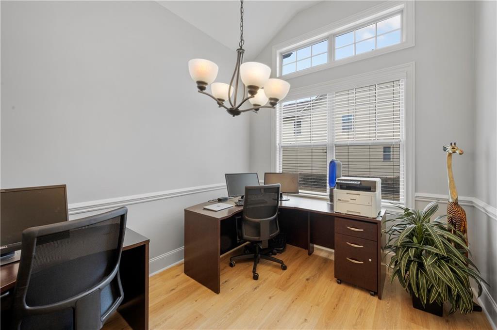 7785 HIGHLAND Bluff, Sandy Springs, Georgia 30328, 4 Bedrooms Bedrooms, ,3 BathroomsBathrooms,Residential,Sold,7785 HIGHLAND Bluff,7307251