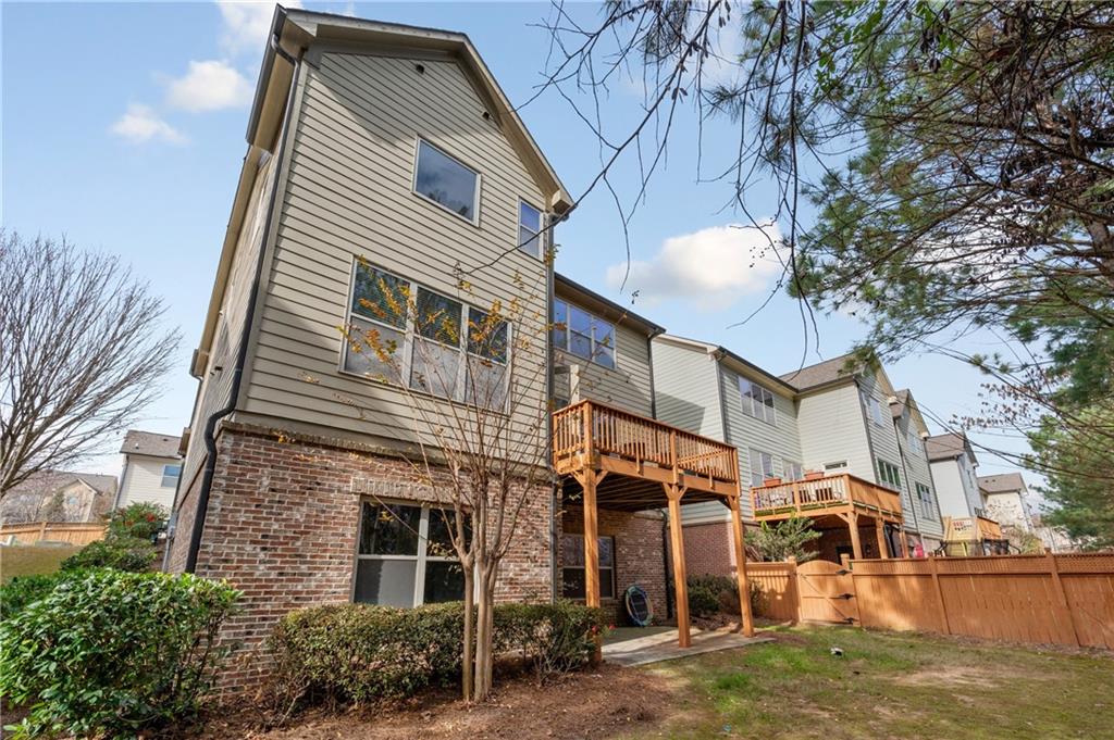 7785 HIGHLAND Bluff, Sandy Springs, Georgia 30328, 4 Bedrooms Bedrooms, ,3 BathroomsBathrooms,Residential,Sold,7785 HIGHLAND Bluff,7307251