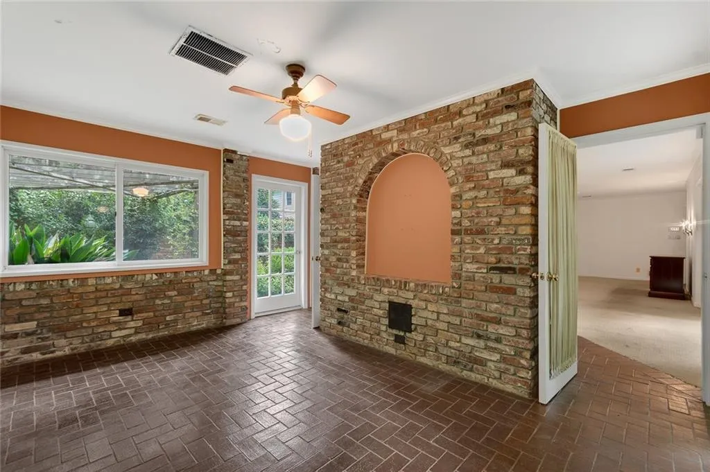 5795 Brookgreen Road, Sandy Springs, Georgia 30328, 4 Bedrooms Bedrooms, ,3 BathroomsBathrooms,Residential,Sold,5795 Brookgreen Road,6926569
