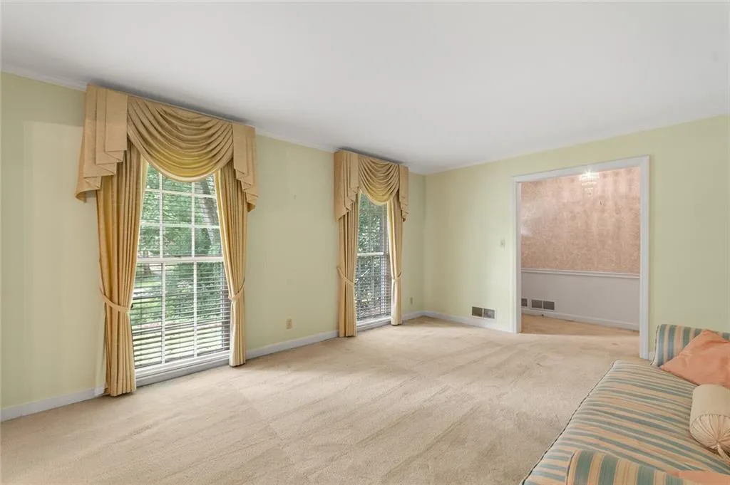 5795 Brookgreen Road, Sandy Springs, Georgia 30328, 4 Bedrooms Bedrooms, ,3 BathroomsBathrooms,Residential,Sold,5795 Brookgreen Road,6926569