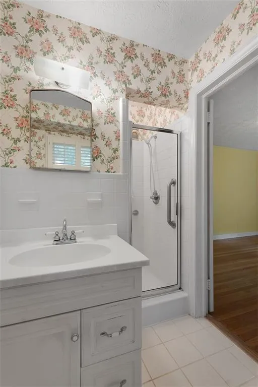 5795 Brookgreen Road, Sandy Springs, Georgia 30328, 4 Bedrooms Bedrooms, ,3 BathroomsBathrooms,Residential,Sold,5795 Brookgreen Road,6926569