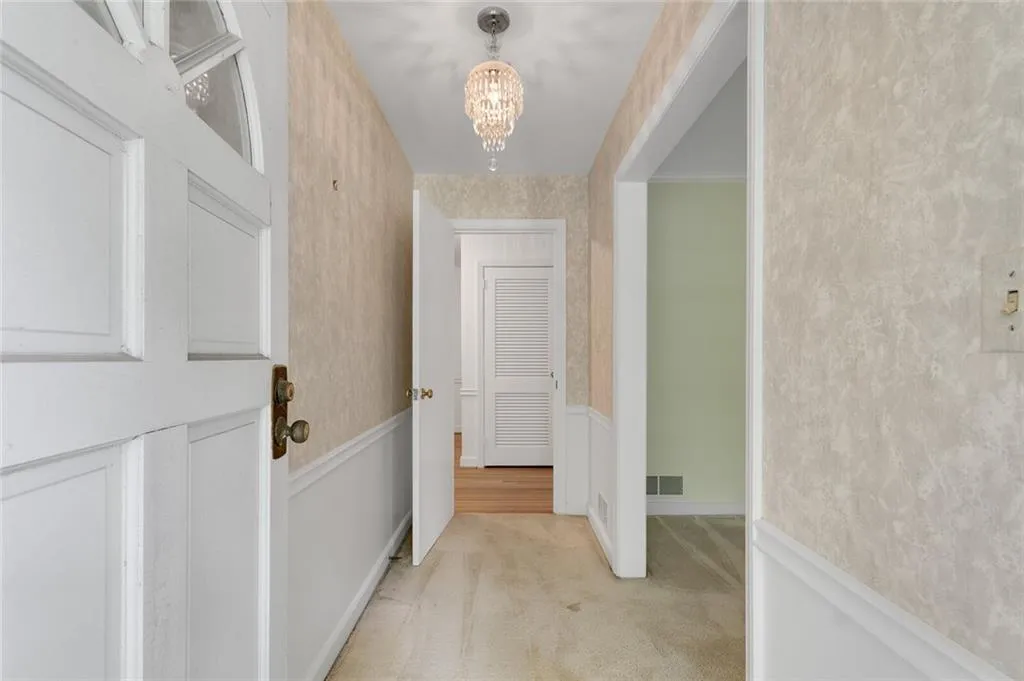 5795 Brookgreen Road, Sandy Springs, Georgia 30328, 4 Bedrooms Bedrooms, ,3 BathroomsBathrooms,Residential,Sold,5795 Brookgreen Road,6926569