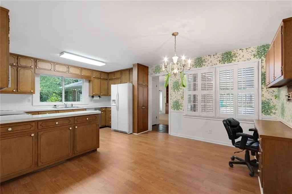 5795 Brookgreen Road, Sandy Springs, Georgia 30328, 4 Bedrooms Bedrooms, ,3 BathroomsBathrooms,Residential,Sold,5795 Brookgreen Road,6926569